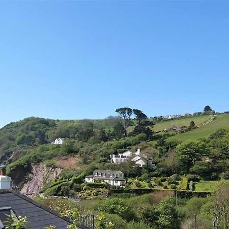 Cosy Beachfront Retreat With Stunning Sea Views & Free Access To A Local Indoor Pool Talland Екстериор снимка